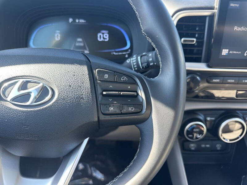 2024 Hyundai Venue SEL