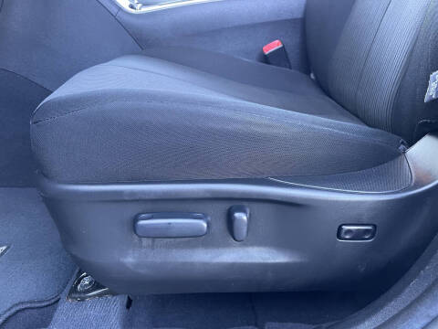 2015 Toyota Venza LE