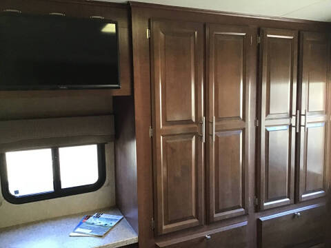 2016 Georgetown GT3 30X / 31ft