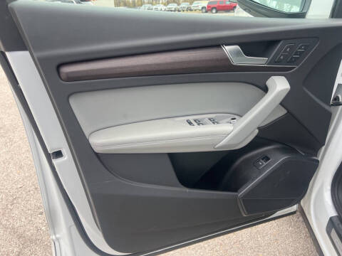 2022 Audi Q5 quattro S line Prem Plus 45 TFSI