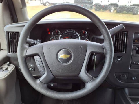 2024 Chevrolet Express 2500