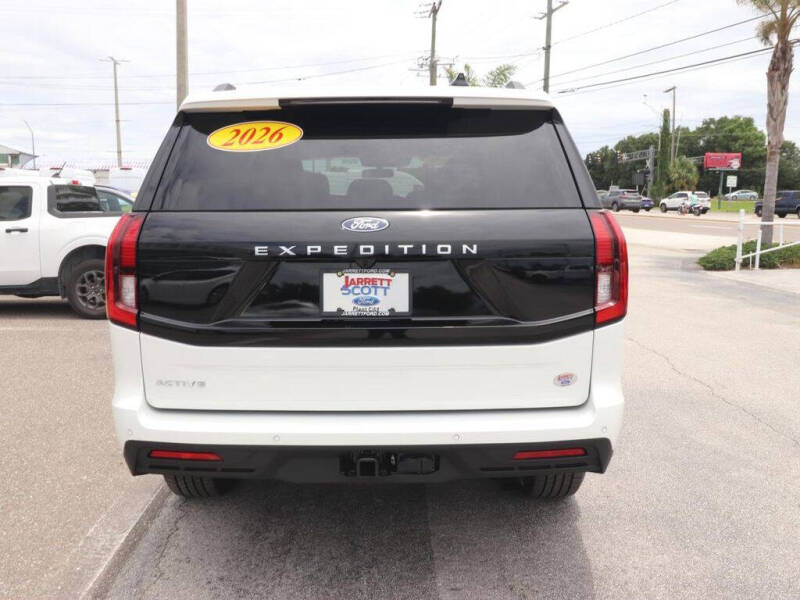 2026 Ford Expedition Active