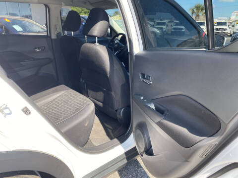 2021 Nissan Kicks SV