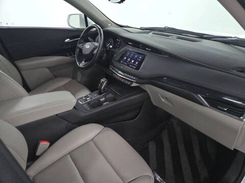 2019 Cadillac XT4 Premium Luxury