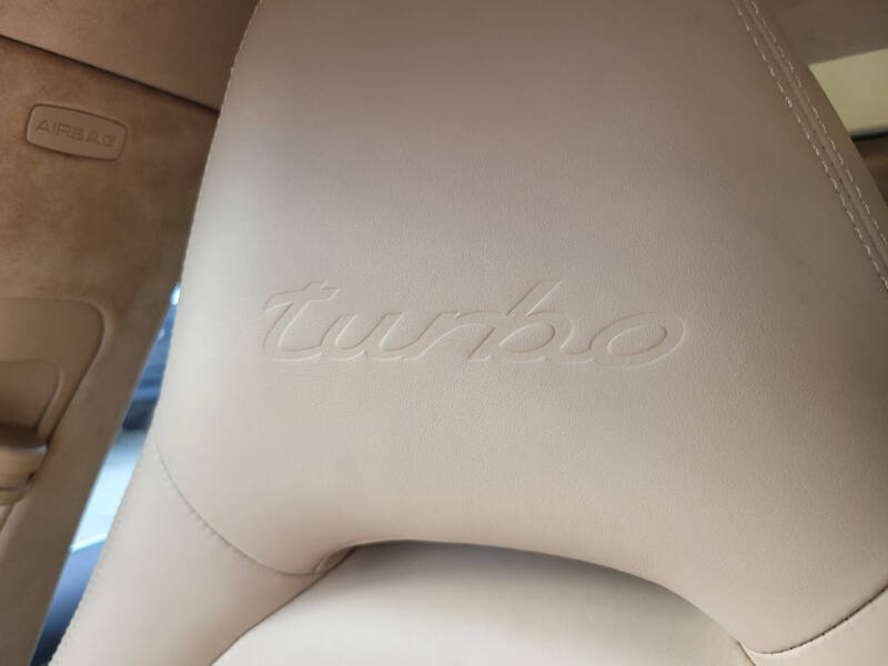 2017 Porsche Panamera Turbo