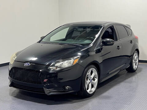 2013 Ford Focus for sale at Cincinnati Automotive Group in Lebanon OH