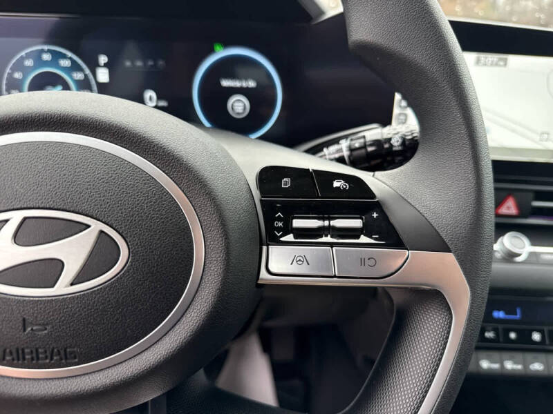 2024 Hyundai Elantra Hybrid Blue