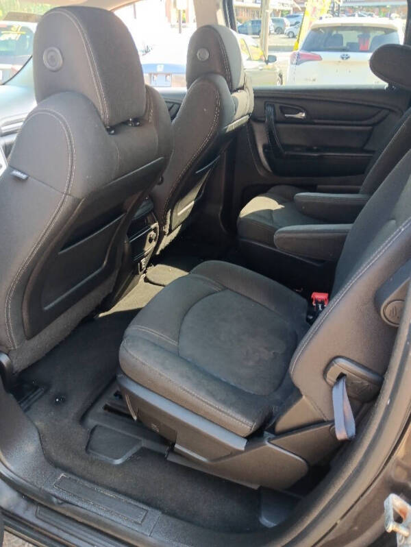 2015 GMC Acadia SLE-2