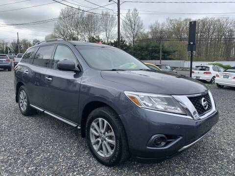 2013 Nissan Pathfinder for sale at NELLYS AUTO SALES in Souderton PA