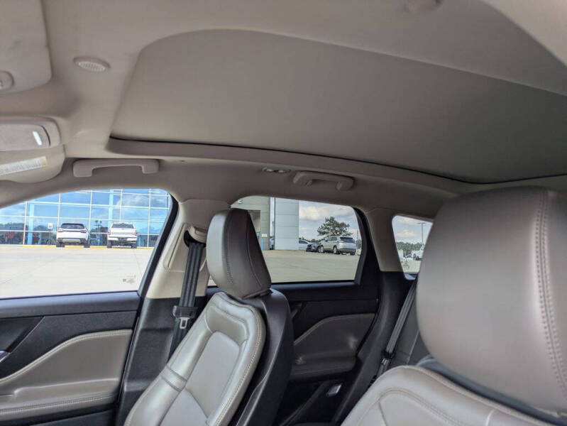 2023 Lincoln Corsair Standard