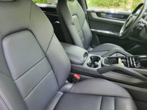 2024 Porsche Cayenne