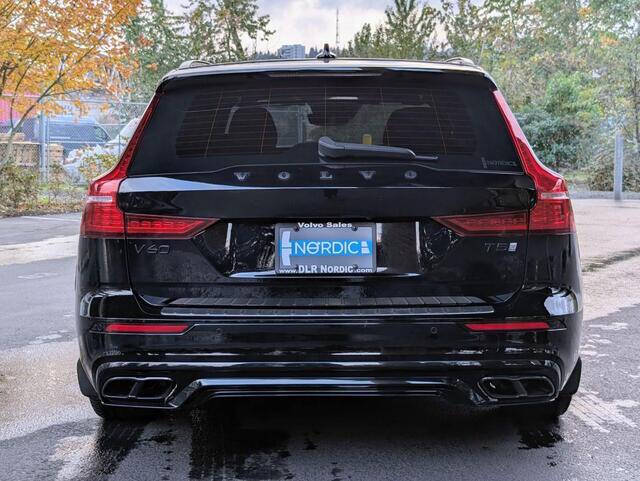 2020 Volvo V60 T5 R-Design