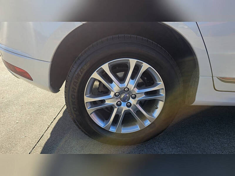 2015 Volvo XC60 T5 Drive-E Platinum