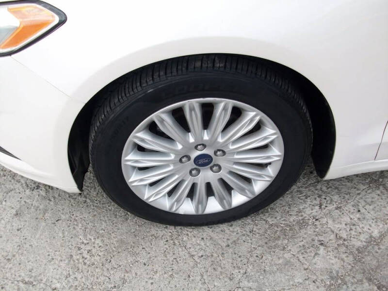 2014 Ford Fusion Hybrid SE