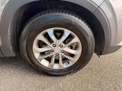 2019 Hyundai Santa Fe SE 2.4L