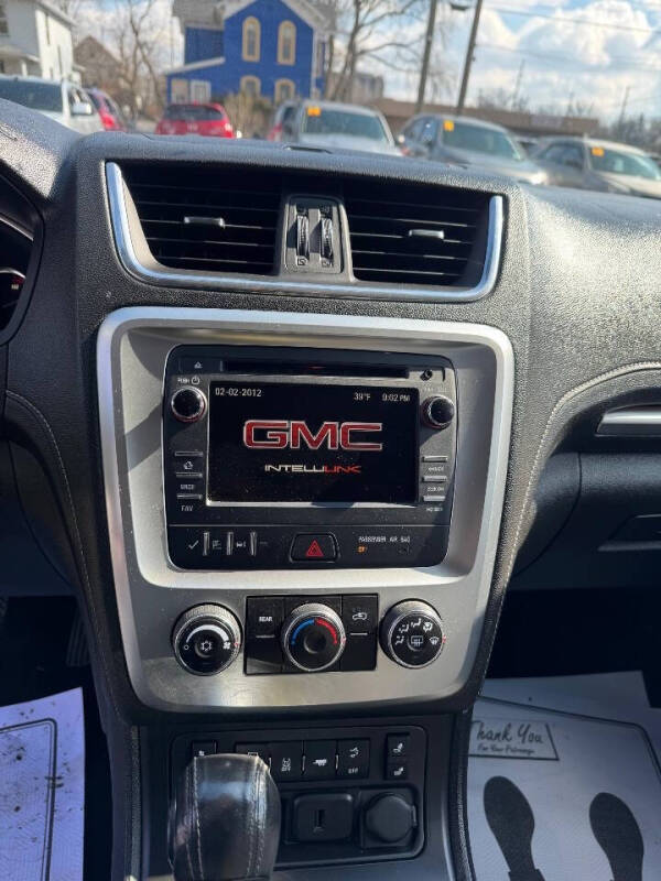2016 GMC Acadia SLE-2