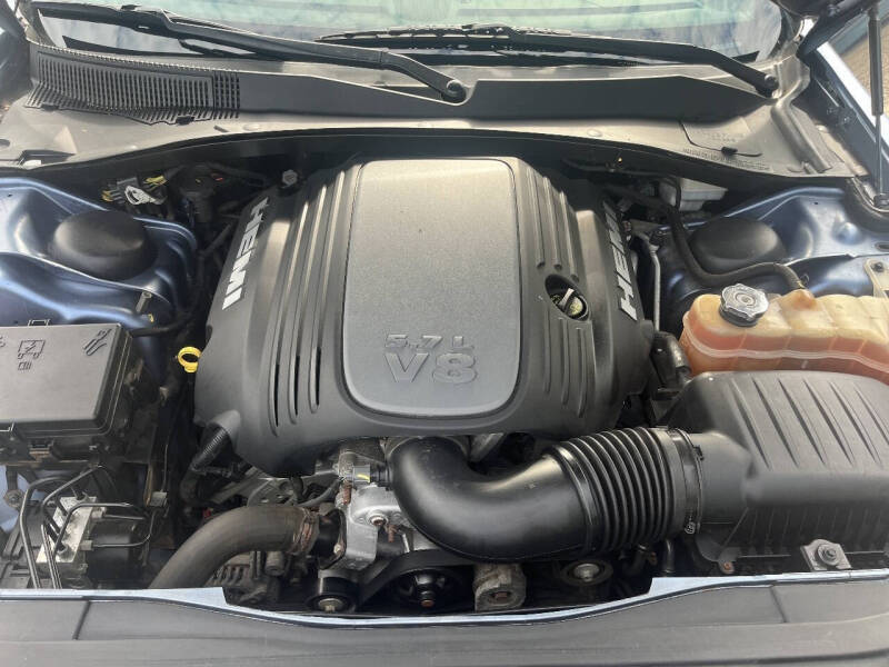2011 Chrysler 300 C