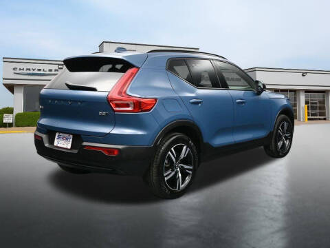 2024 Volvo XC40
