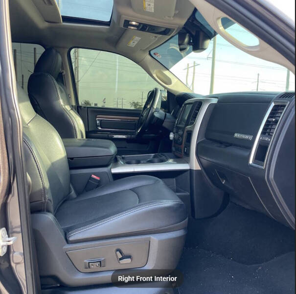 2017 RAM 1500 Laramie