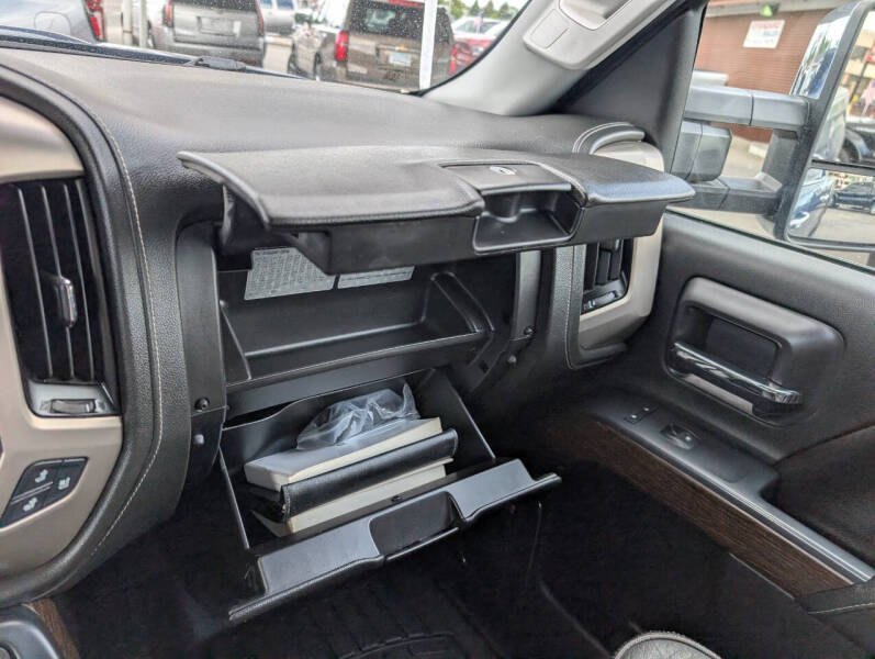 2017 GMC Sierra 2500HD Denali