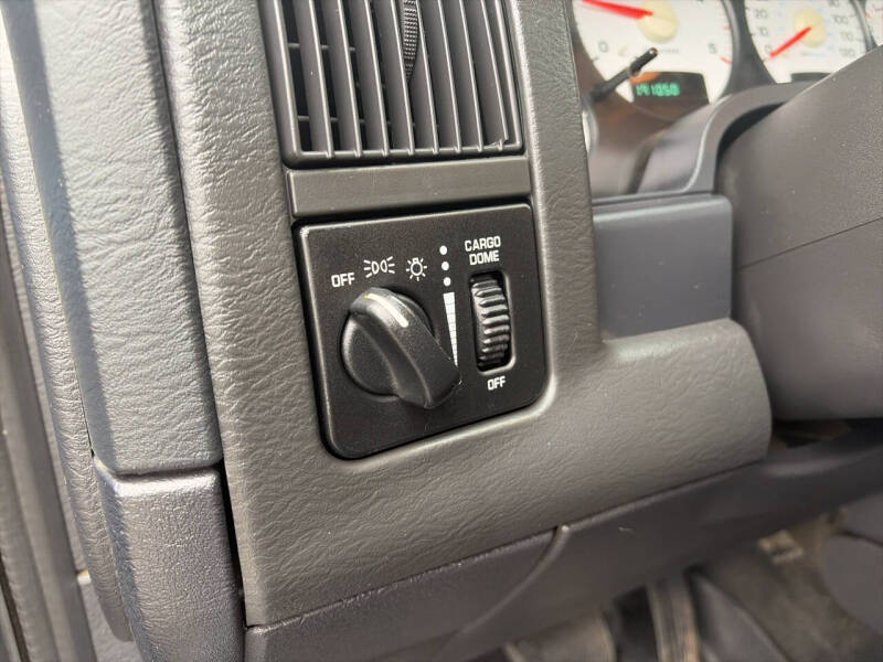 2005 Dodge Ram 3500 SLT