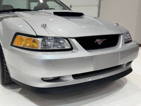 2000 Ford Mustang