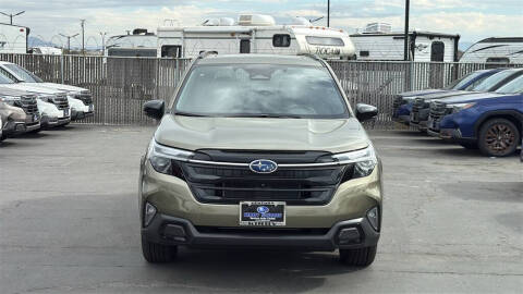 2025 Subaru Forester Touring Hybrid