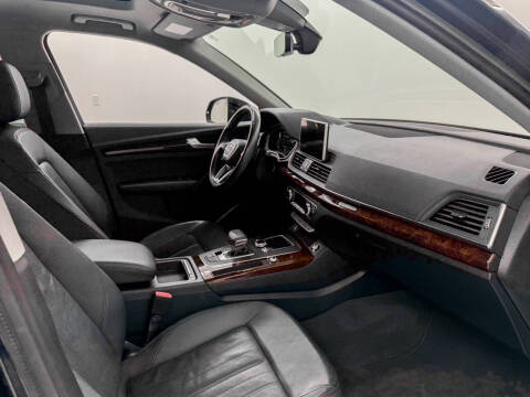 2018 Audi Q5 2.0T quattro Premium Plus