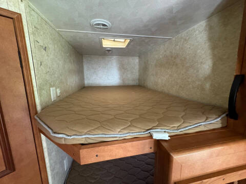 2013 Gulfstream Innsbrook 277DDS