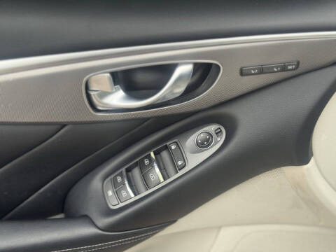 2016 Infiniti Q50 3.0T Premium