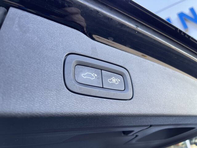 2022 Volvo V60 Cross Country T5