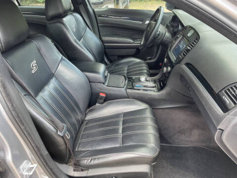 2017 Chrysler 300 S Alloy Edition