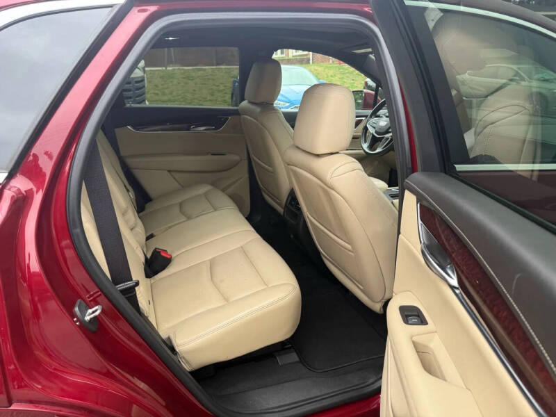 2017 Cadillac XT5 Luxury