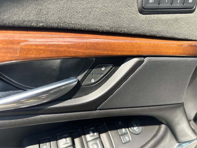 2019 Cadillac Escalade Luxury