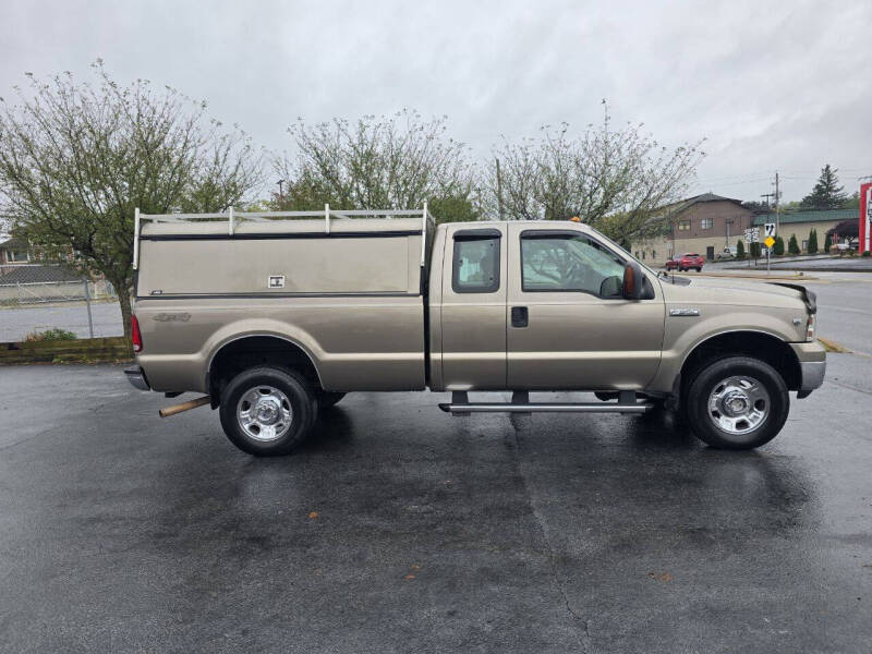 2006 Ford F-350 Super Duty XLT photo 13