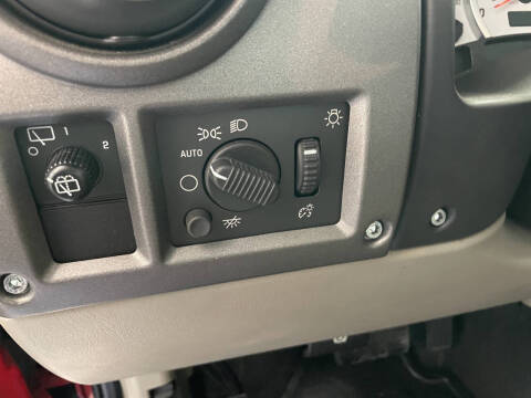 2004 HUMMER H2