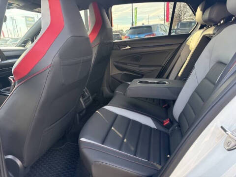 2024 Volkswagen Golf GTI 380 SE