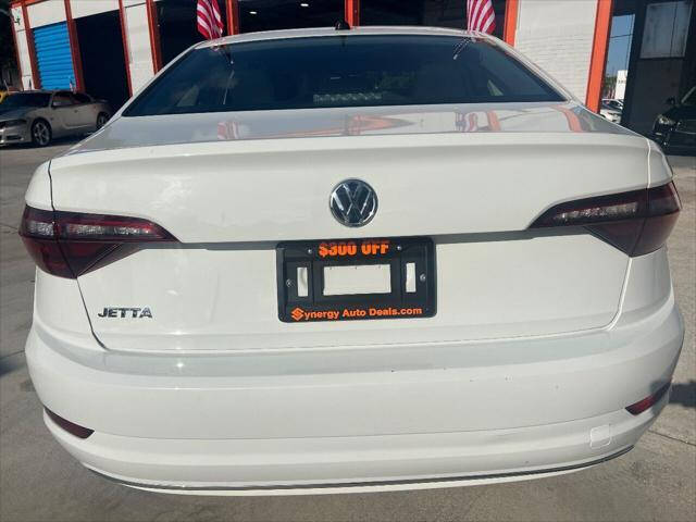 2020 Volkswagen Jetta Sedan - $17,997