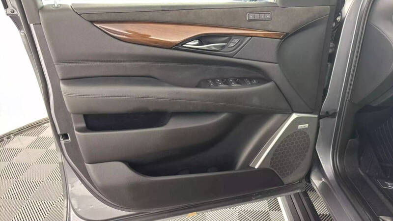 2020 Cadillac Escalade Premium Luxury