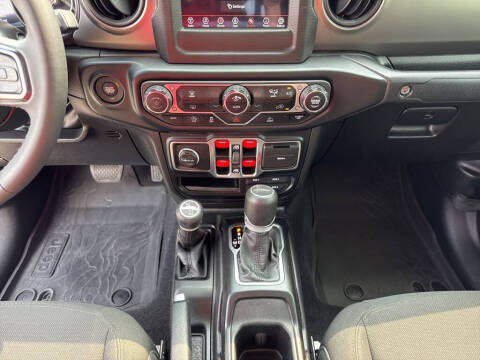 2023 Jeep Gladiator Willys