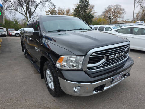 2018 RAM 1500 SLT