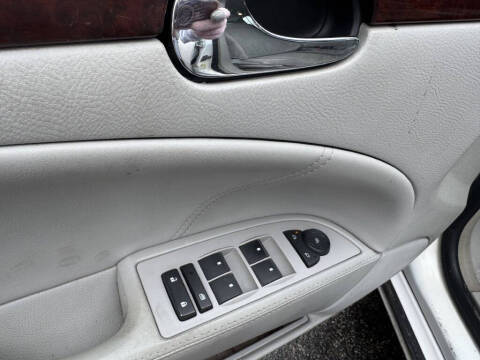 2008 Buick Lucerne CX