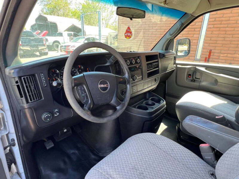 2014 GMC Savana 2500