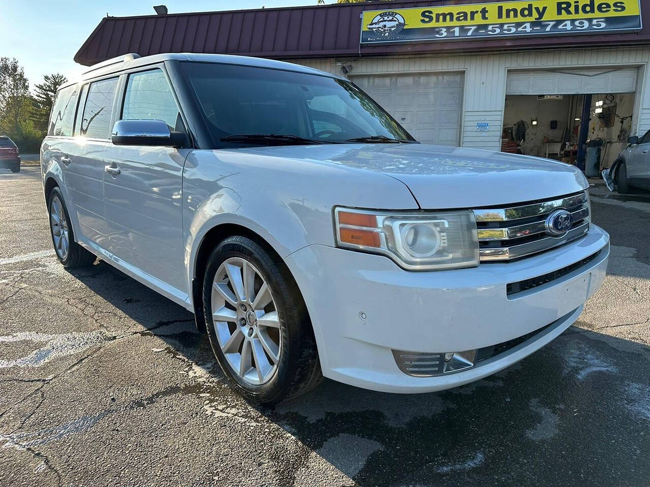 2011 Ford Flex for sale at Smart Indy Rides LLC in Indianapolis, IN