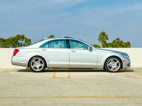 2011 Mercedes-Benz S-Class S 550