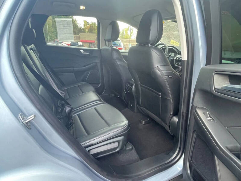 2022 Ford Escape SEL