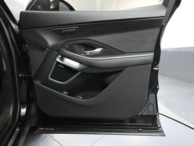 2020 Jaguar E-PACE P250 SE