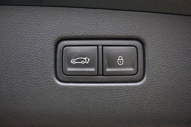 2024 Genesis Electrified GV70