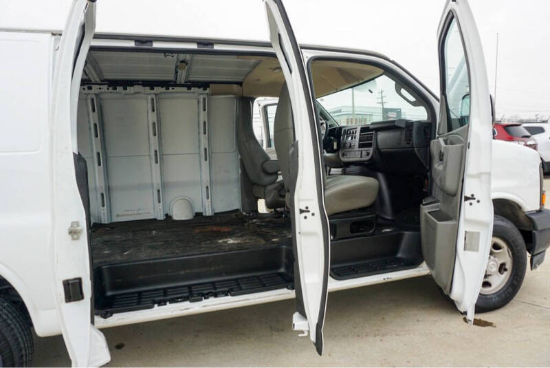 2017 Chevrolet Express 2500