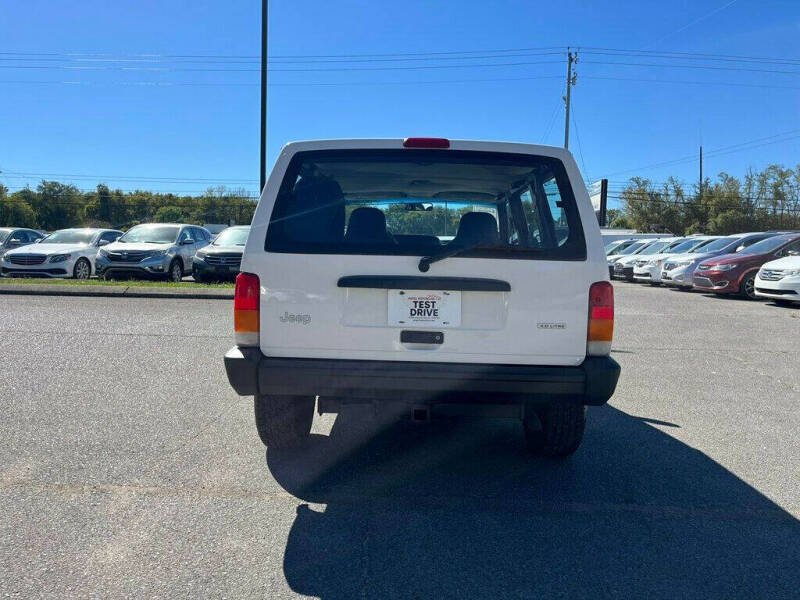 2000 Jeep Cherokee SE
